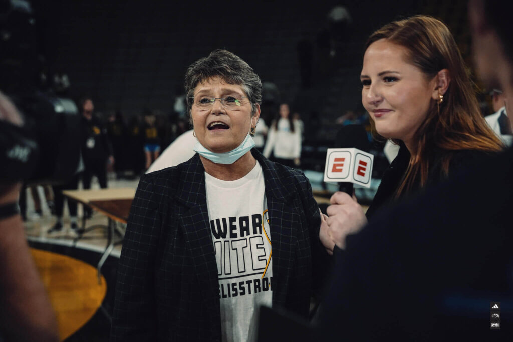 Grieving her father’s loss of life and battling lung most cancers, Southern Miss’ coach pulled off a defining upset | USAEMALL.com