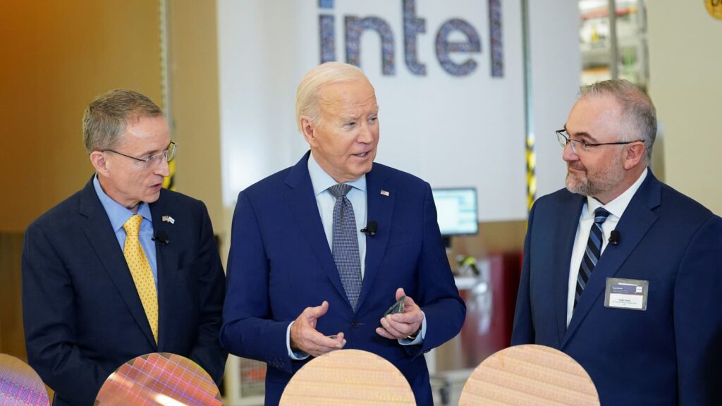 Intel shares fall on $7 billion working loss in foundry enterprise | USAEMALL.com