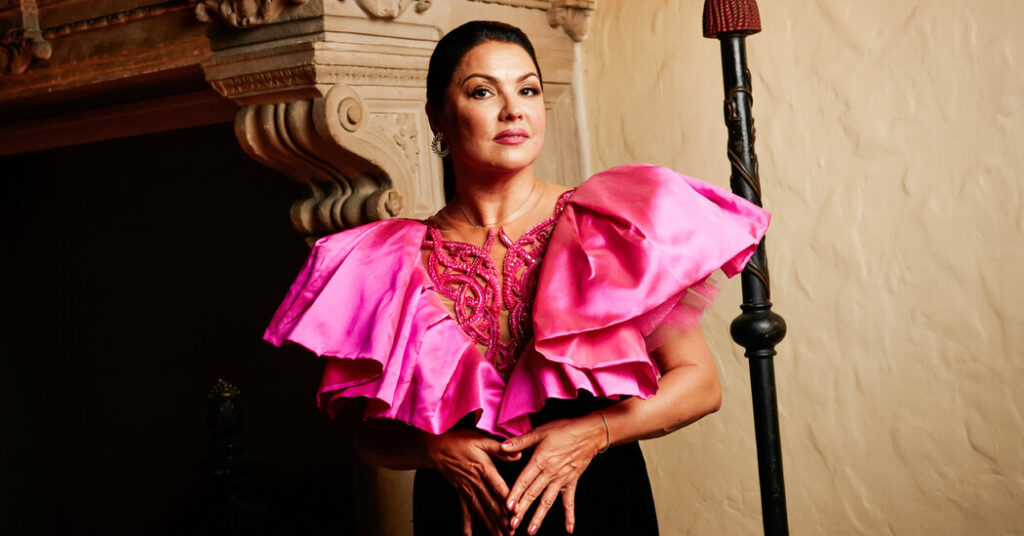 Anna Netrebko Returns to U.S. Opera Stage After Publicly Supporting Putin | USAEMALL.com