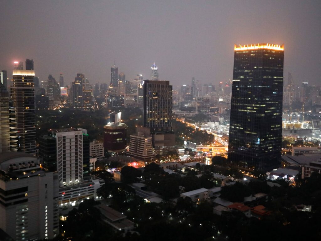 Will Bangkok fall out of affection with skyscrapers after earthquake rocks metropolis? | Earthquakes News | USAEMALL.com