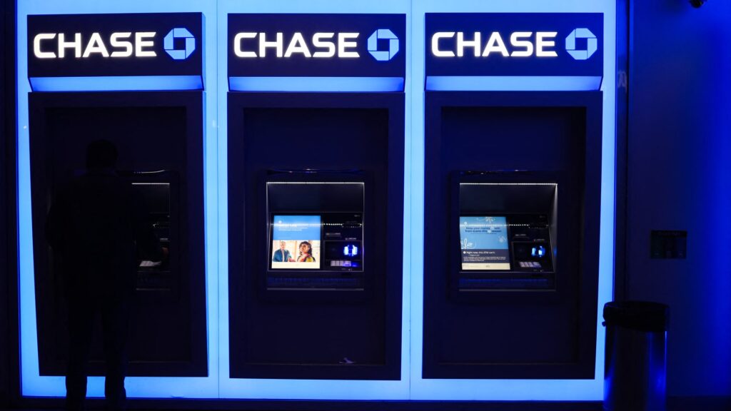 JPMorgan Chase infinite cash glitch: Bank sues extra clients | USAEMALL.com