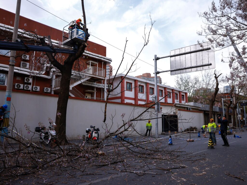 Flights cancelled, thousands and thousands instructed to remain indoors as robust winds lash China | Weather News | USAEMALL.com