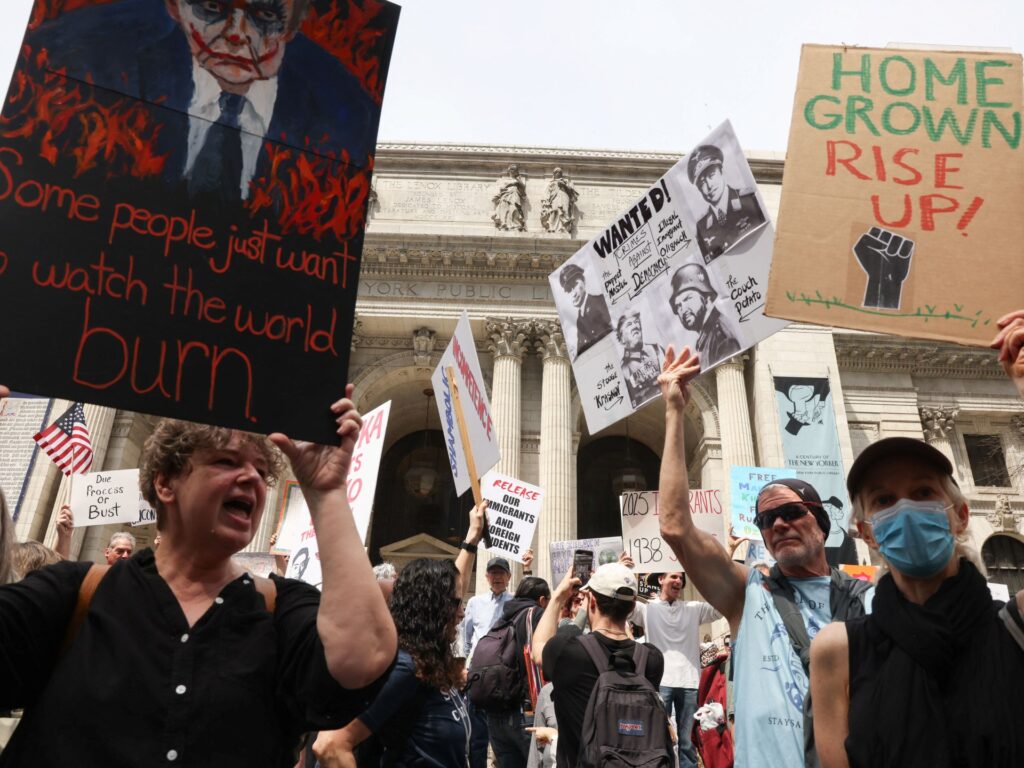 Anti-Trump administration protesters prove for rallies within the US | Donald Trump News | USAEMALL.com