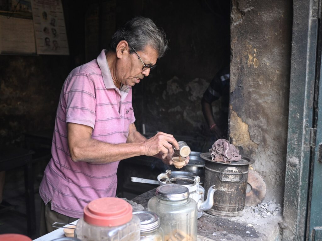 ‘I always come here’: The Indian tea store that runs on belief | Features | USAEMALL.com
