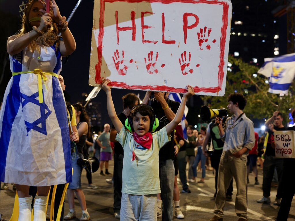 Israeli protesters in Tel Aviv demand an finish to battle on Gaza | Israel-Palestine battle News | USAEMALL.com