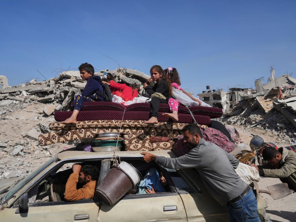 Thousands of Palestinians flee north Gaza amid intensified Israeli assaults | Israel-Palestine battle News | USAEMALL.com