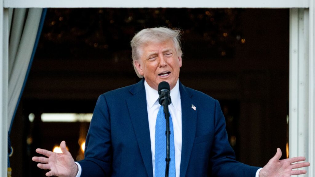 Trump bans residents of 12 nations from journey to the U.S. | USAEMALL.com