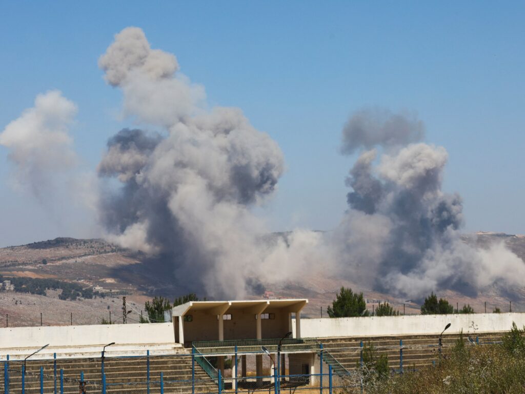 At least one killed as Israeli strikes pummel southern Lebanon | Armed Groups News | USAEMALL.com