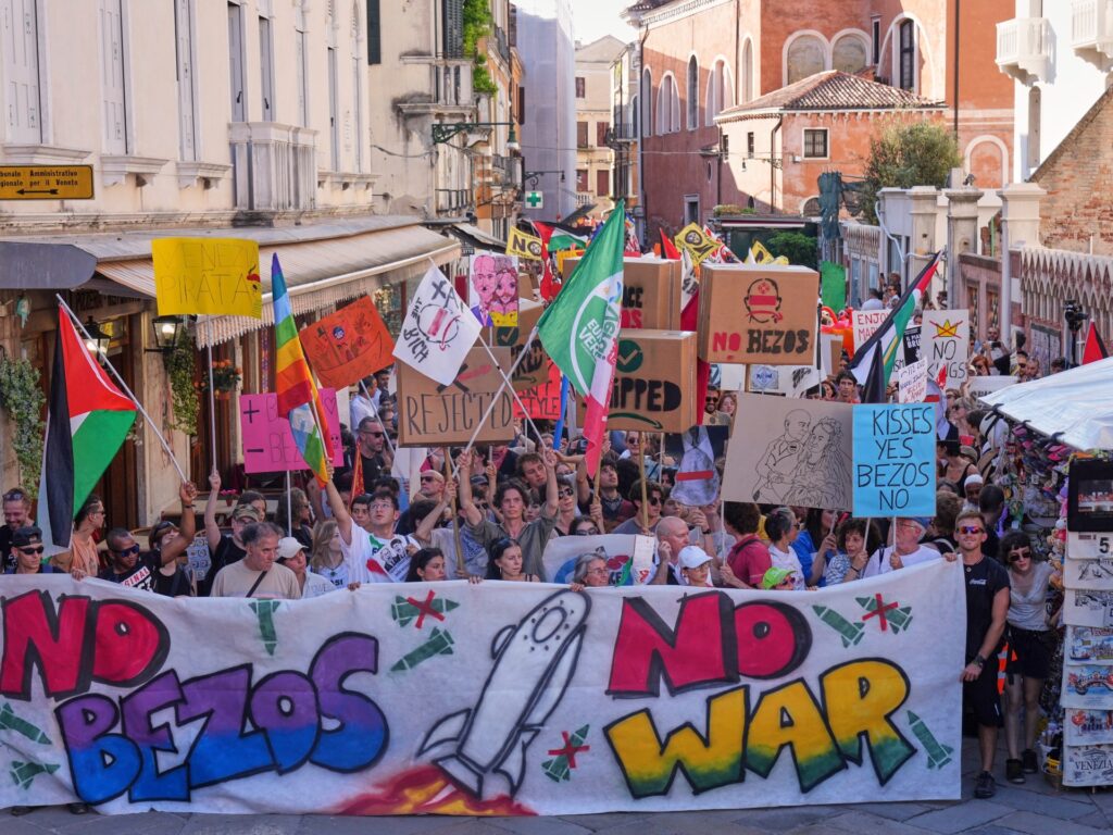 Protesters flood Venice’s streets throughout Amazon founder Bezos’s wedding ceremony | Protests News | USAEMALL.com