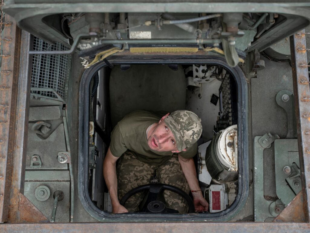 Russia says it controls Luhansk as US halts some weapons pledged to Ukraine | Russia-Ukraine conflict News | USAEMALL.com