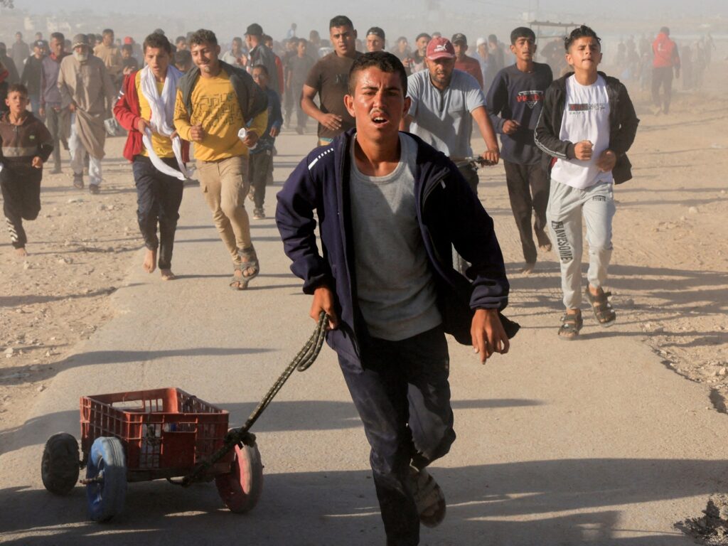 Starving Palestinians pepper-sprayed at GHF help website in Gaza, video exhibits | Israel-Palestine battle News | USAEMALL.com