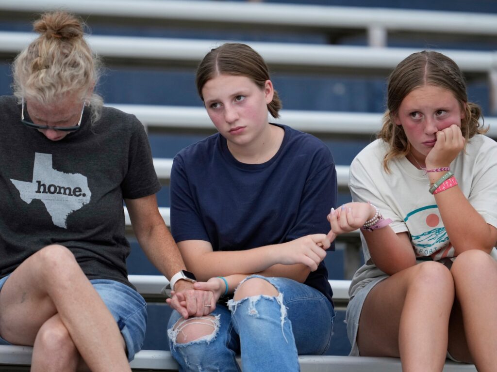 Texas mourns flood victims at vigil as search continues for dozens lacking | Donald Trump News | USAEMALL.com