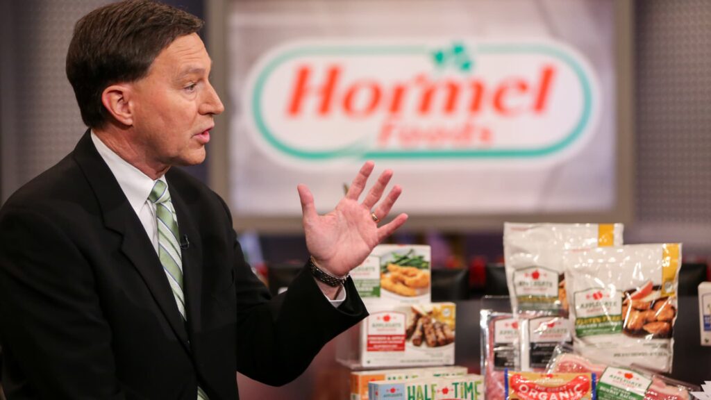 Stocks making the largest strikes noon: NVDA, PSTG, SNOW, HRL | USAEMALL.com