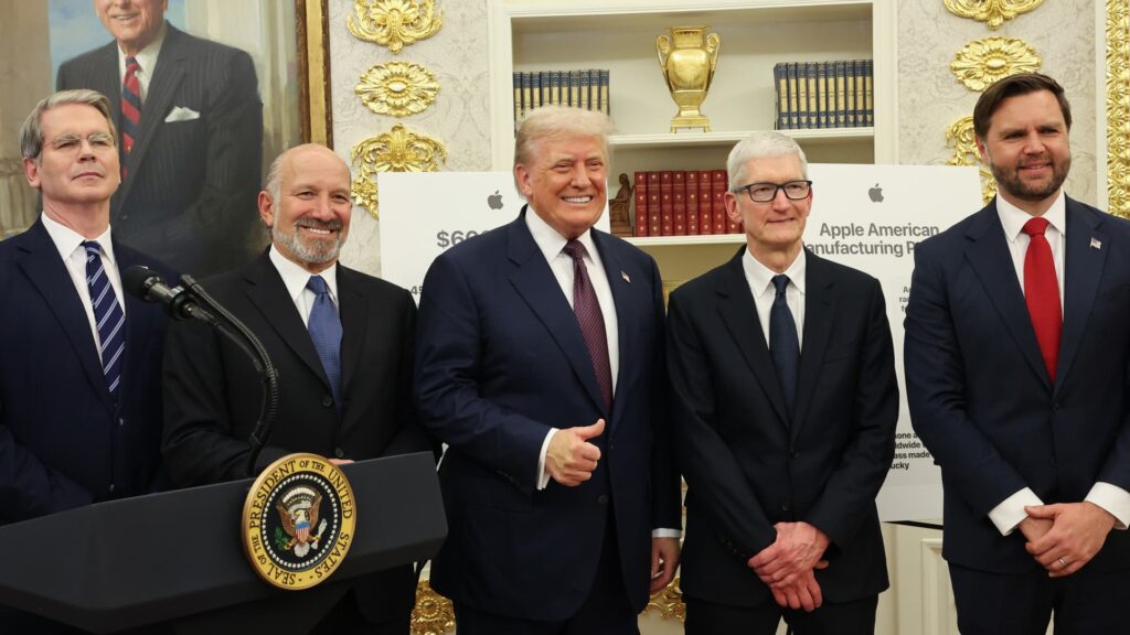 Apple ups India iPhone manufacturing as nation’s Russia ties irk Trump | USAEMALL.com