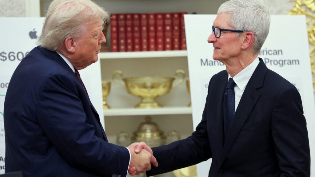 Apple has greatest week since July 2020 after Tim Cook’s White House go to | USAEMALL.com