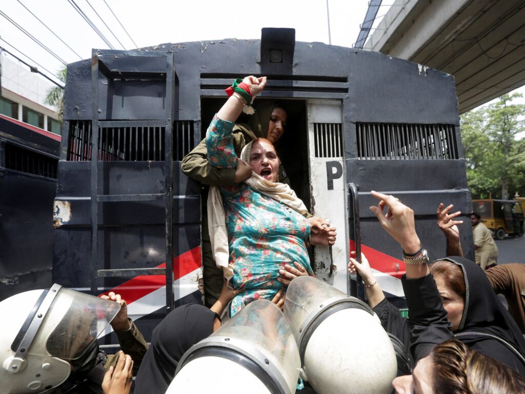 Imran Khan’s supporters rally in Pakistan on two years of imprisonment | Imran Khan News | USAEMALL.com