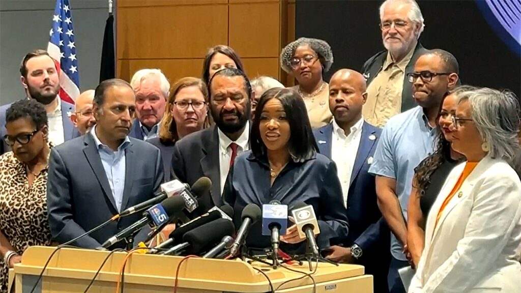 Newsom vows ‘hearth with hearth’ response to Texas redistricting battle | USAEMALL.com