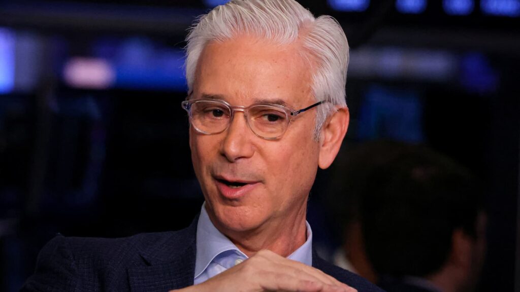 Wells Fargo CEO says Trump is entitled to be vocal in regards to the Fed | USAEMALL.com