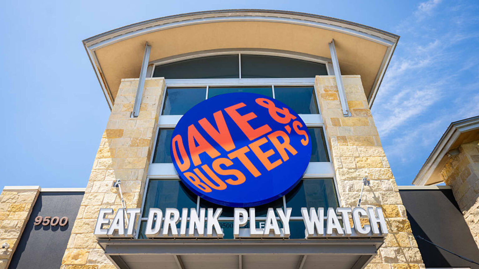 Stocks making the largest strikes premarket: ORCL, PLAY, ADTN | USAEMALL.com