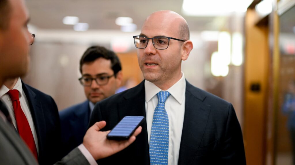 Miran says he does not see tariffs inflicting inflation, placing him in minority on Fed committee | USAEMALL.com