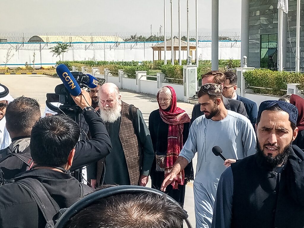 Taliban releases aged British couple from Afghanistan detention | Prison News | USAEMALL.com
