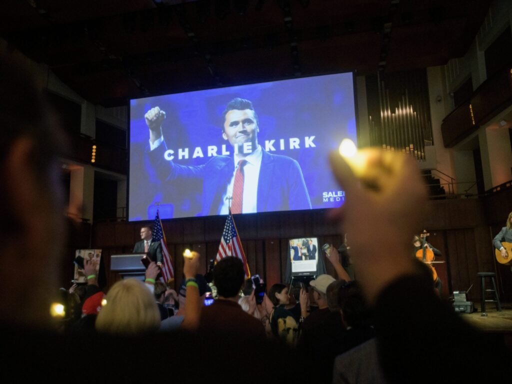 Suspect in Charlie Kirk’s homicide linked to scene by DNA, FBI chief says | Crime News | USAEMALL.com