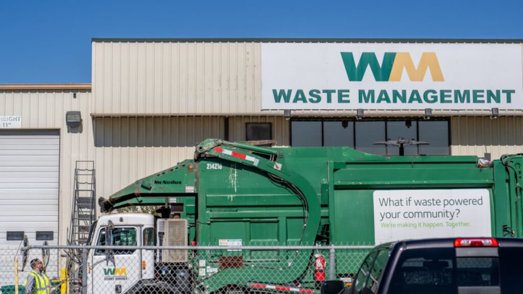 Nucor, Waste Management, F5, NXP and extra | USAEMALL.com