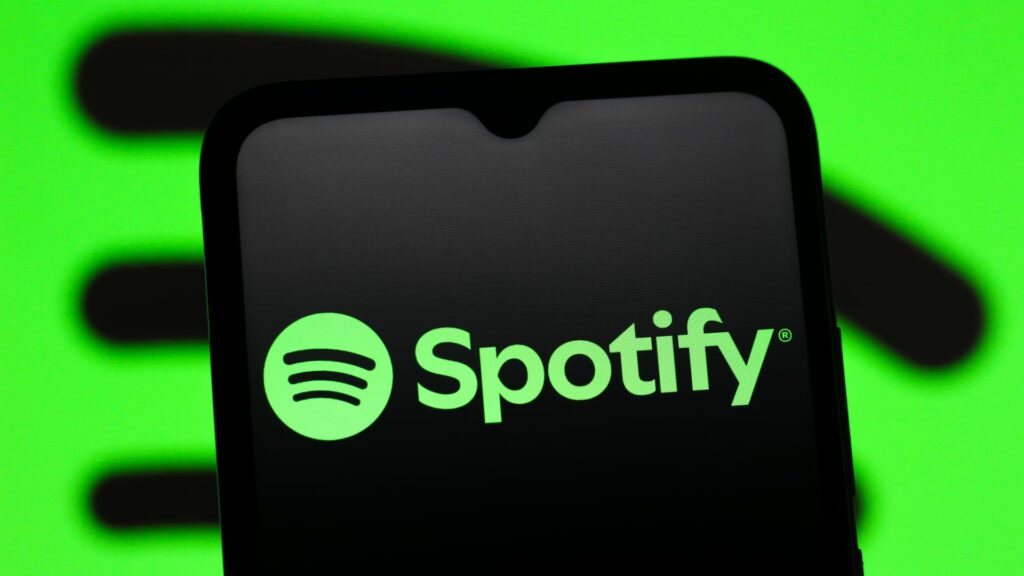Spotify strikes additional into AI music with Sony, Universal, Warner | USAEMALL.com