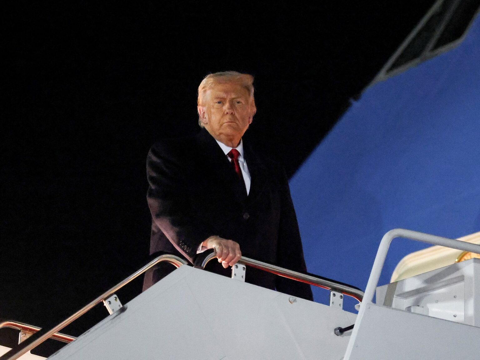 Trump kicks off Asia journey with go to to ASEAN summit in Malaysia | Donald Trump News | USAEMALL.com