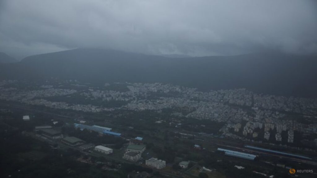 Cyclone Montha slams India’s southern coast | USAEMALL.com