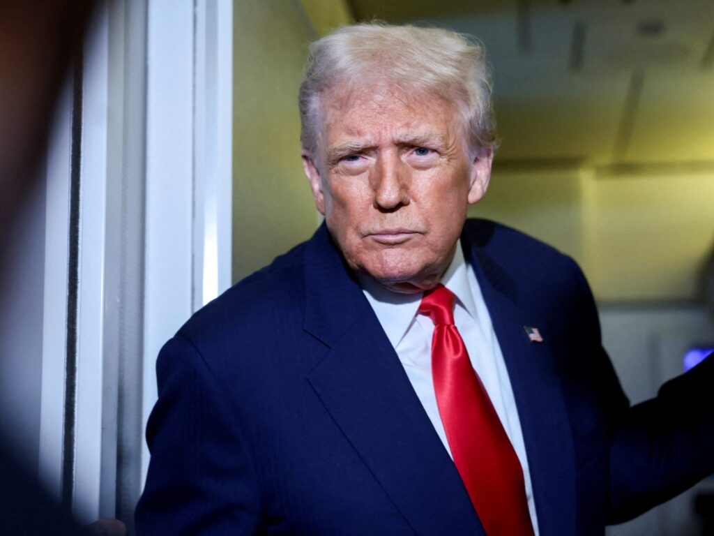 Trump requires Senate to scrap filibuster tactic to finish the gov’t shutdown | Donald Trump News | USAEMALL.com