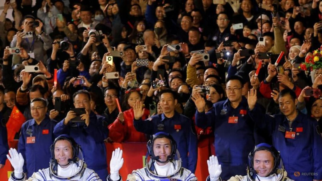 China holds send-off ceremony for house station astronauts | USAEMALL.com