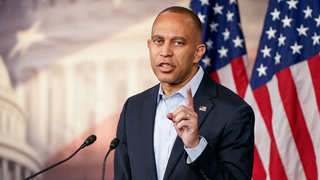 House vets press Jeffries to forgo paychecks as shutdown drags on | USAEMALL.com