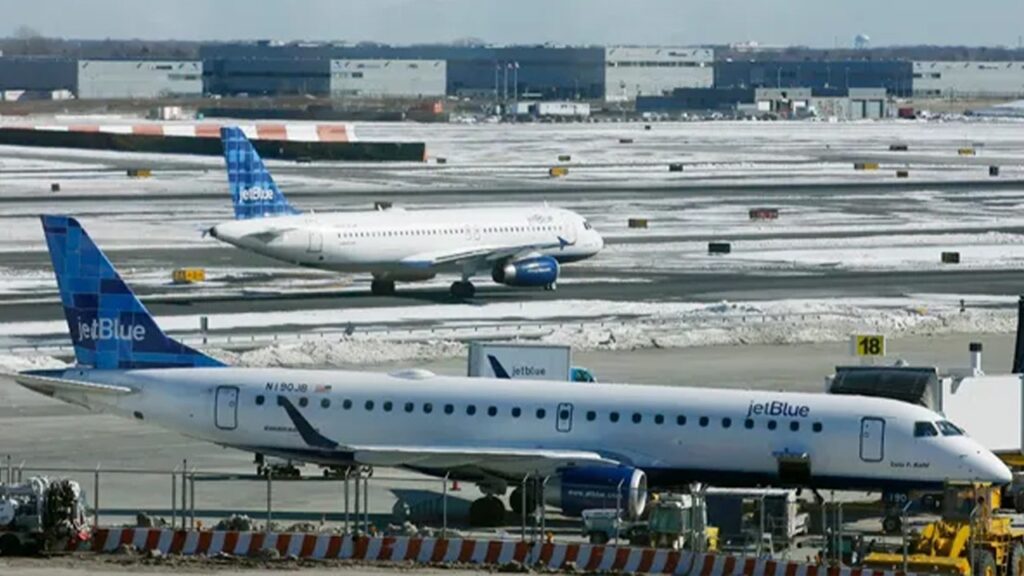 JetBlue flight makes emergency diversion to Tampa after ‘flight management difficulty’ | USAEMALL.com
