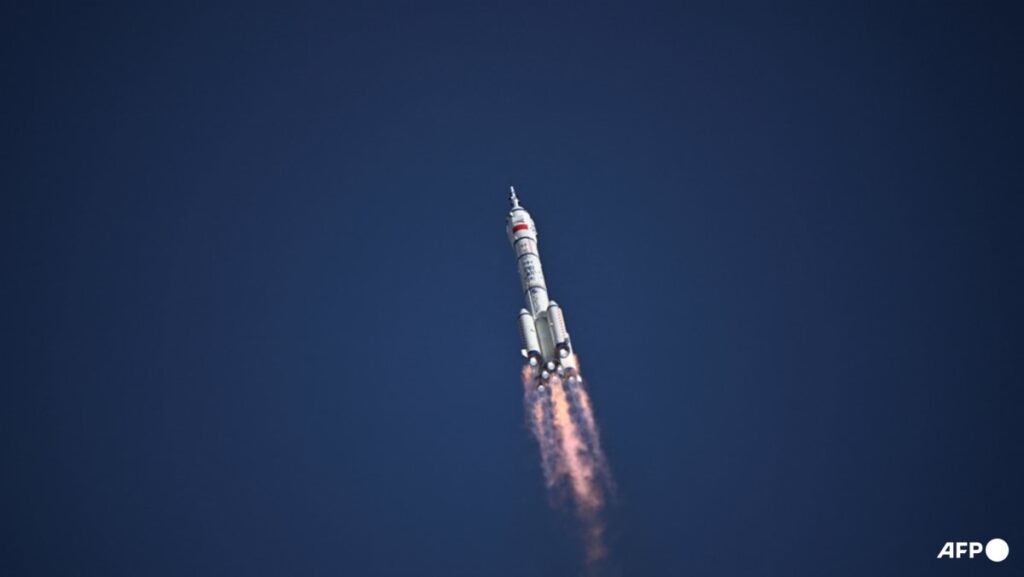 China’s Shenzhou-20 return mission delayed attributable to area particles impression | USAEMALL.com