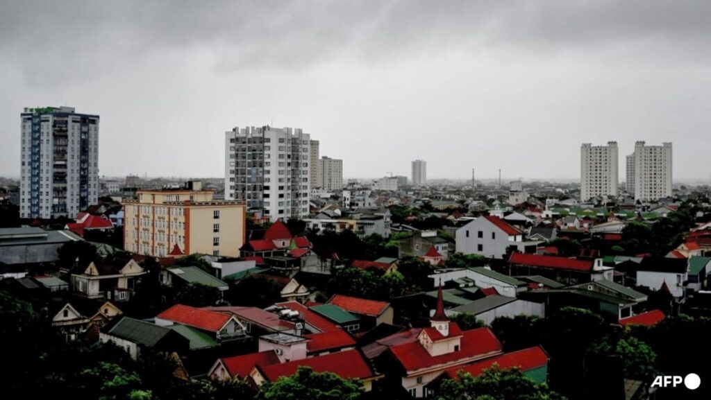 Tropical storm kills a minimum of three in Vietnam | USAEMALL.com
