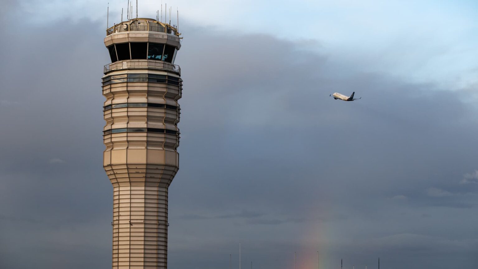 Flight cancelations to worsen subsequent week if shutdown continues | USAEMALL.com