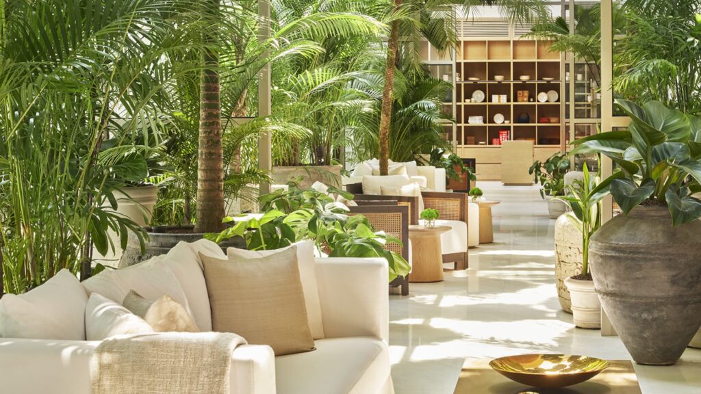 Travelers are searching for distinctive experiences | USAEMALL.com