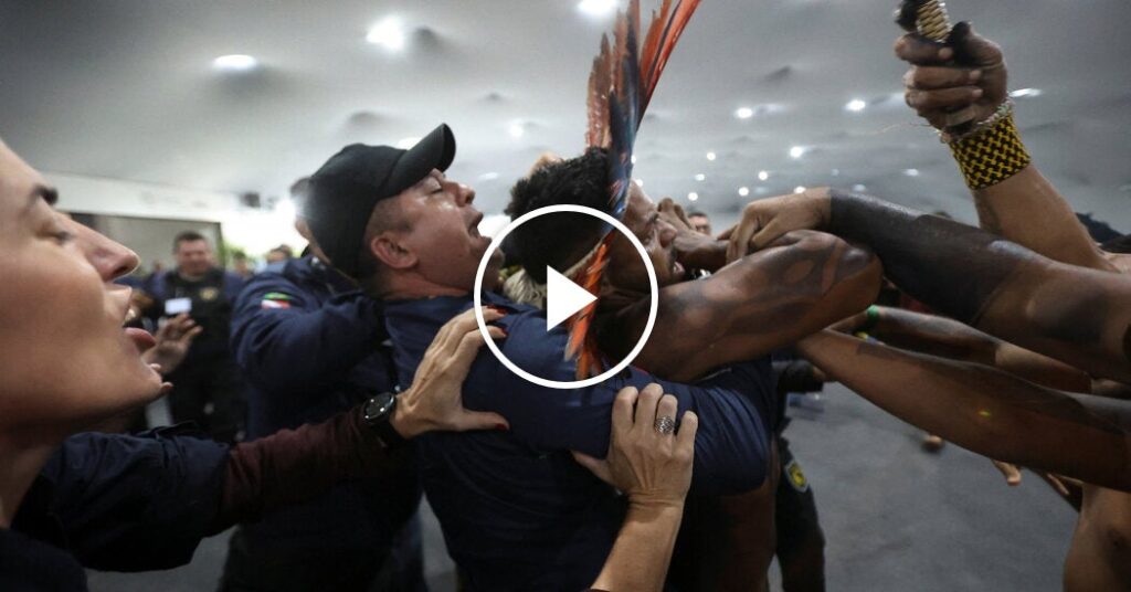 Indigenous Protesters Clash With Guards at U.N. Climate Summit | USAEMALL.com
