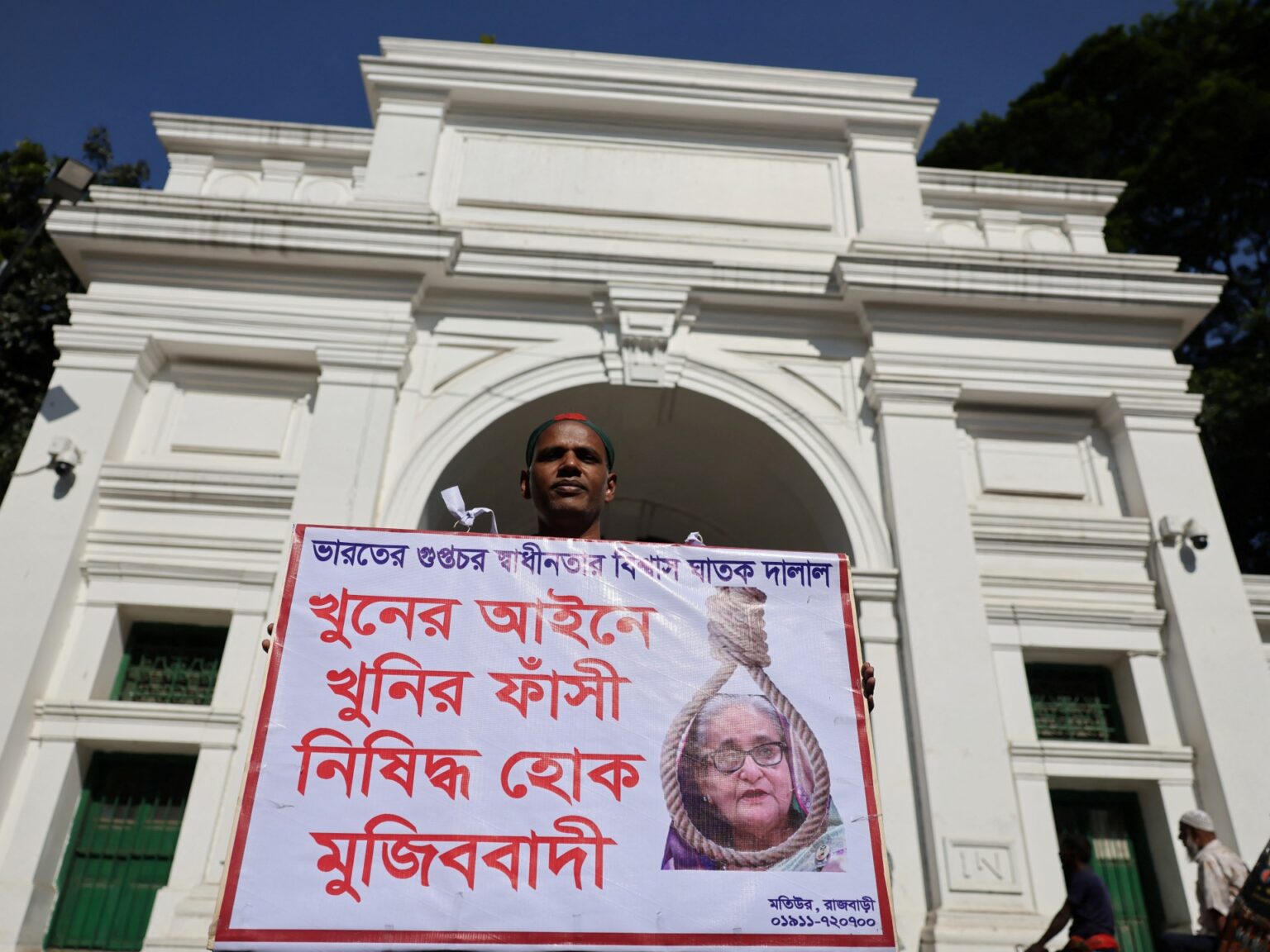 Families of Bangladesh protest victims need Hasina ‘brought back, hanged’ | Sheikh Hasina News | USAEMALL.com