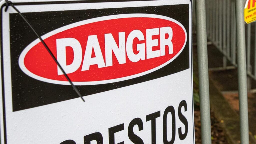 Dozens of South Australian faculties report presence of colored sand doubtlessly contaminated with asbestos | USAEMALL.com