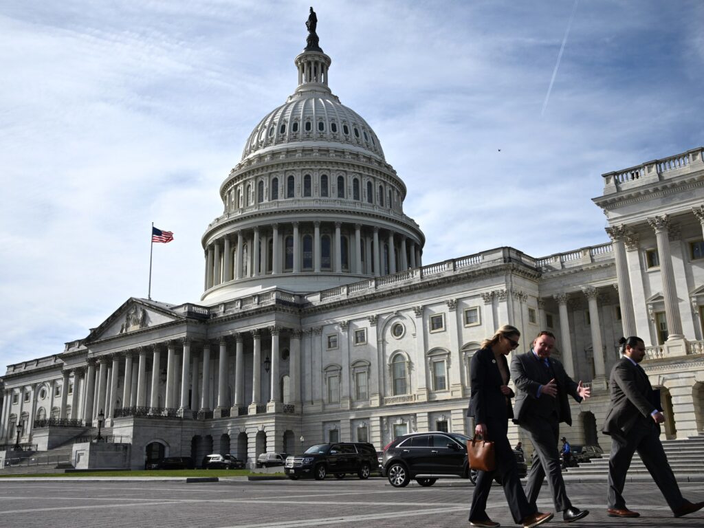 Government shutdown turns into longest in US historical past as affect felt nationwide | Government News | USAEMALL.com