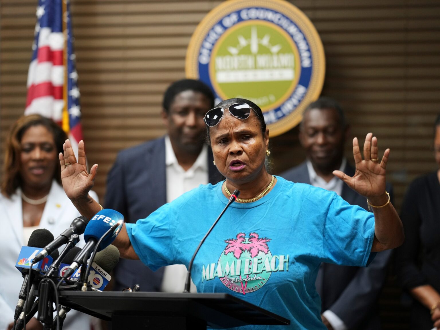 Trump administration nixes momentary immigration protections for Haitians | Donald Trump News | USAEMALL.com