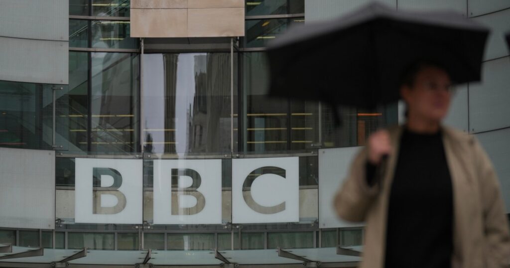 Trump says will sue BBC for as much as $5bn over edited video | Media News | USAEMALL.com