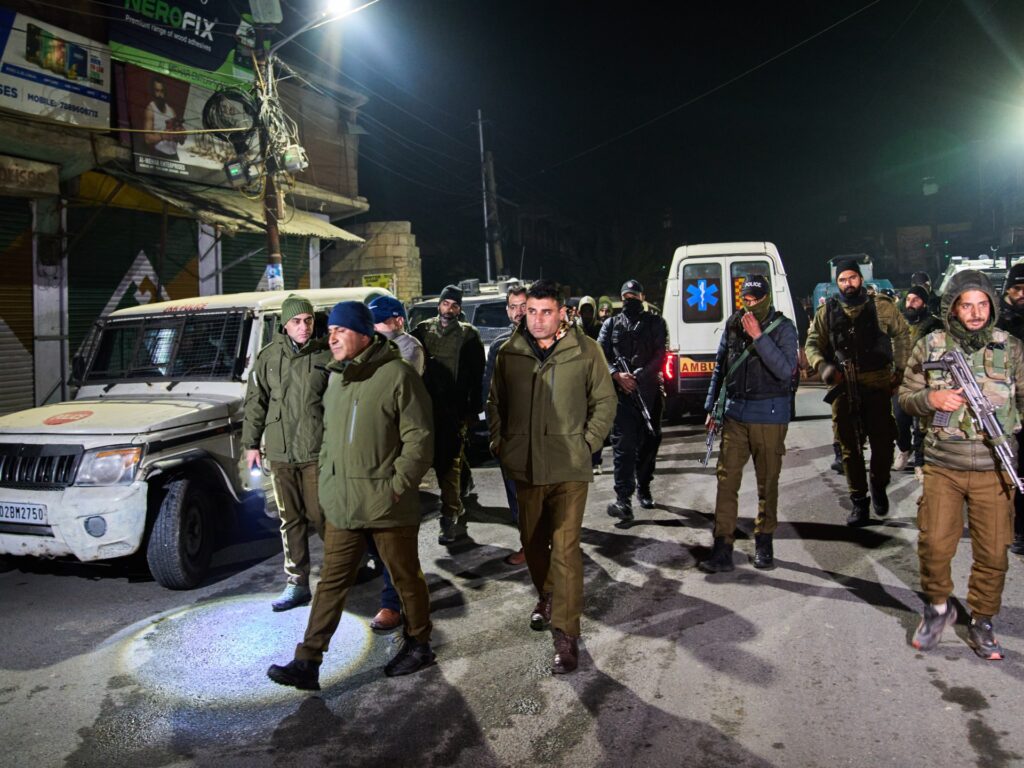 Seven killed in blast at police station in Indian-administered Kashmir | Border Disputes News | USAEMALL.com