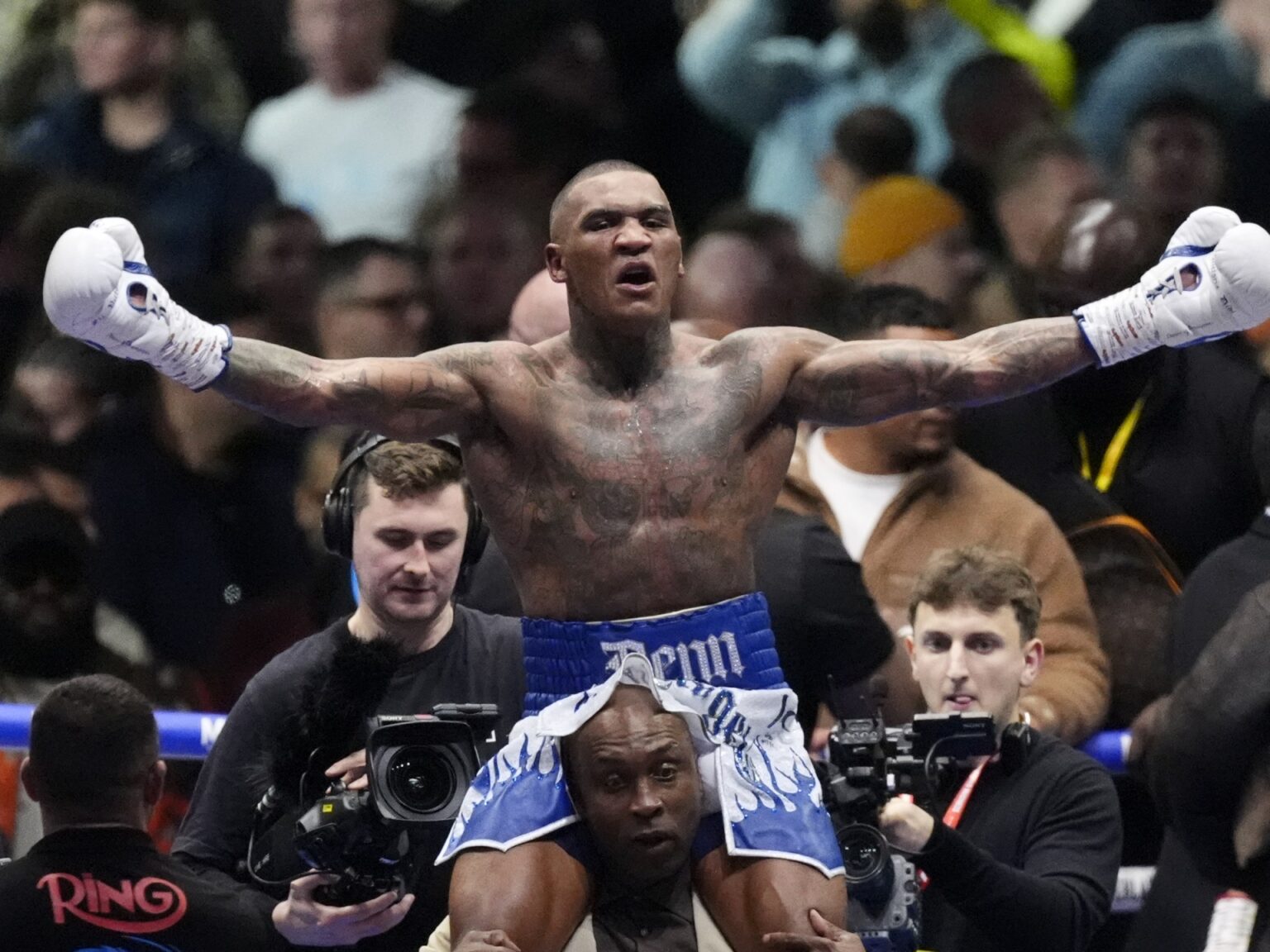 Benn dominates Eubank Jr in boxing rematch to win middleweight conflict | Boxing News | USAEMALL.com