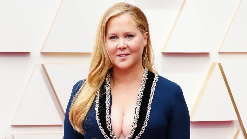 Amy Schumer robust and pain-free after weight reduction and again surgical procedure restoration | USAEMALL.com