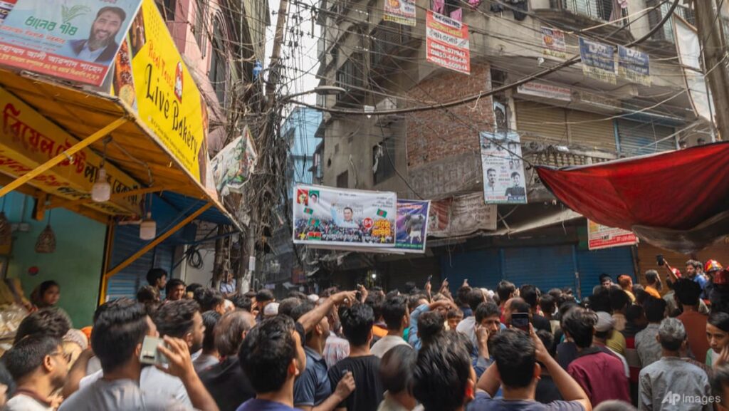 Aftershock rocks Bangladesh as quake loss of life toll rises to 10 | USAEMALL.com