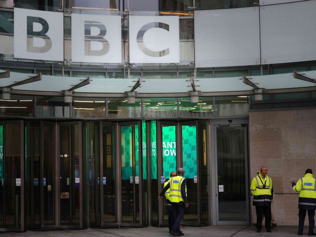 Would Trump’s $1bn lawsuit in opposition to the BBC maintain up in courtroom? | Donald Trump News | USAEMALL.com