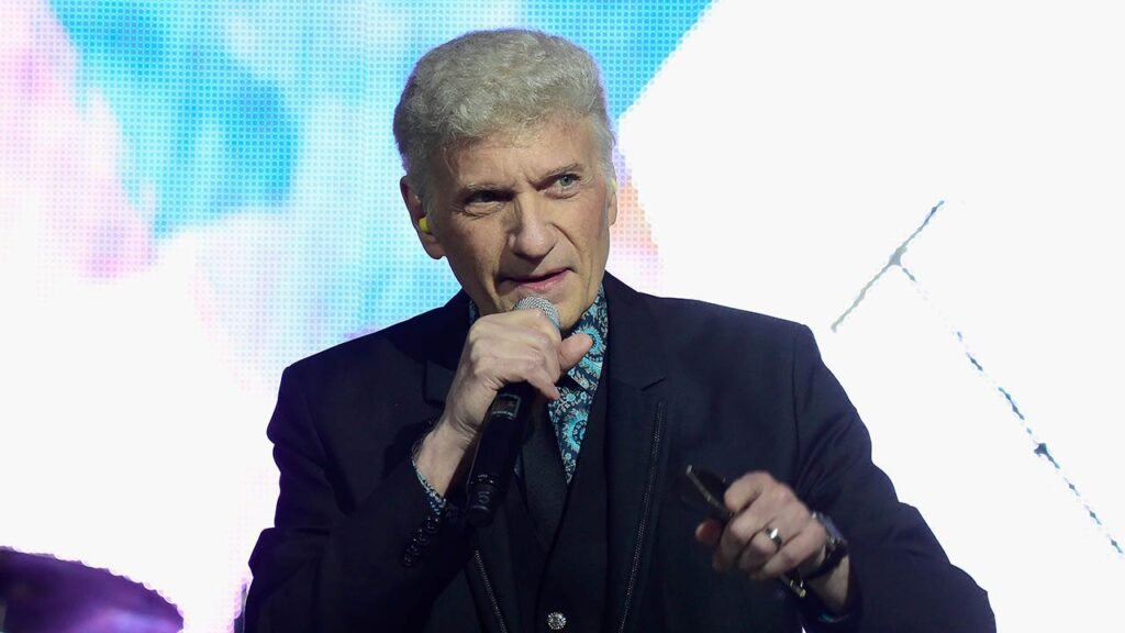 Styx’s Dennis DeYoung slams Rock Hall for delayed inductions hurting artists | USAEMALL.com